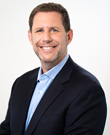 Josh Ofman Headshot